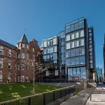 Modern Stylish Nests - Central Edinburgh Location
